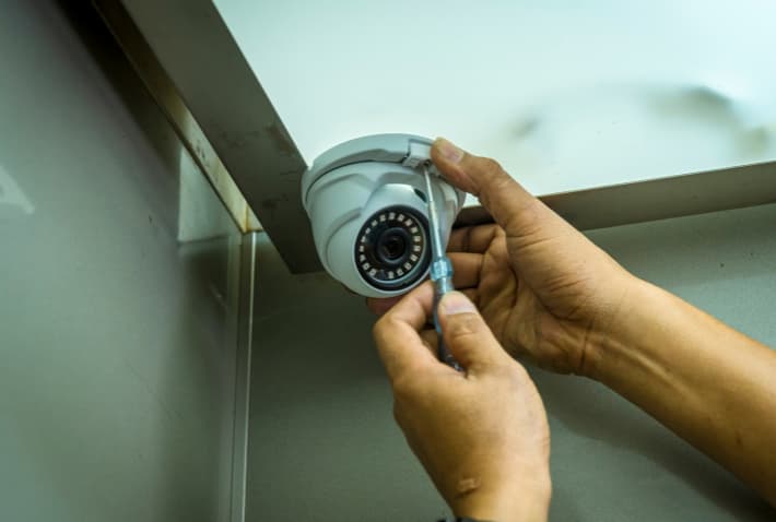 Do elevators need surveillance cameras